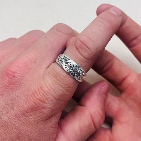 y2k vintage silver egyptian eye ring - Picture 2 of 7